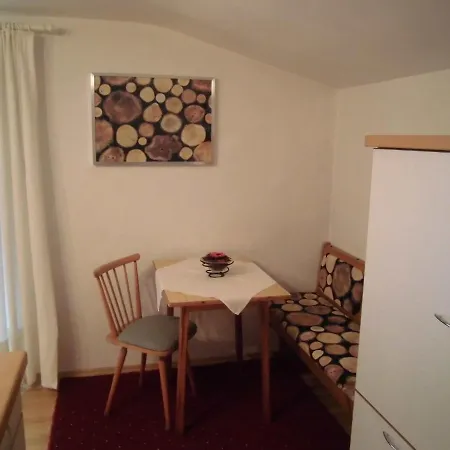 Haus Schmalzl * 菲霍芬